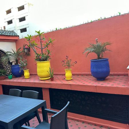 Appartements Nia Confort, Plein Centre Ville, Avec Terrasse Fes Luaran gambar