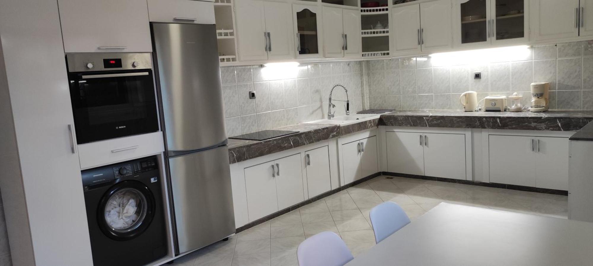 Appartements Nia Confort, Plein Centre Ville, Avec Terrasse Fes Luaran gambar
